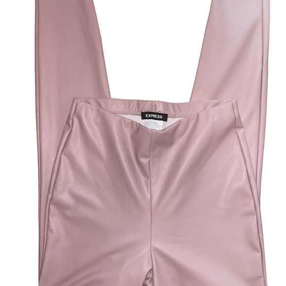 Women’s riding pants  on faux leather by Express in a size XS in the color blush - Picture 2 of 5